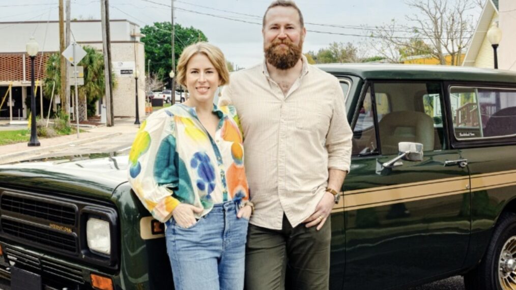 Erin Napier caught fleeing the set in a state of panic! A close source