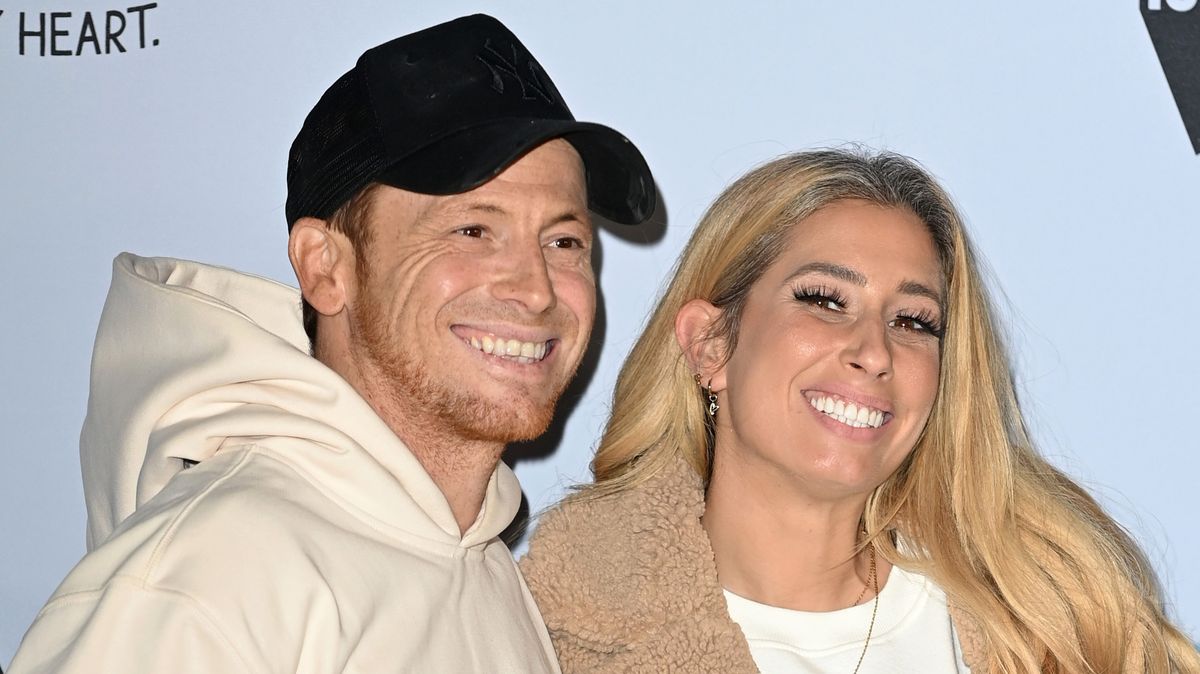 OFFICIAL! Stacey Solomon has announced that she has FILED FOR DIVORCE ...
